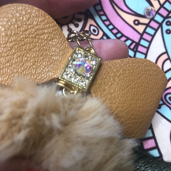 #84t 👛NWOT Swarovski Crystal Bag & Tan Pom Pom Keychain 👛📔 *one of a kind* - Picture 6 of 17